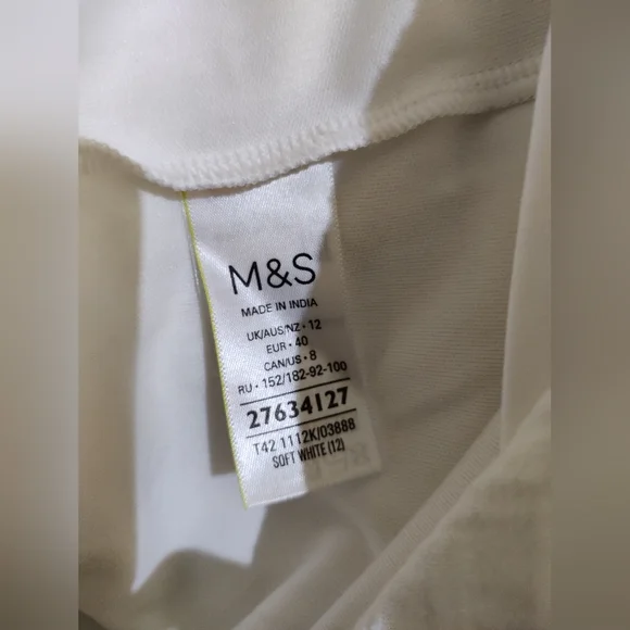 Women's Dress - Picture 8 of 11